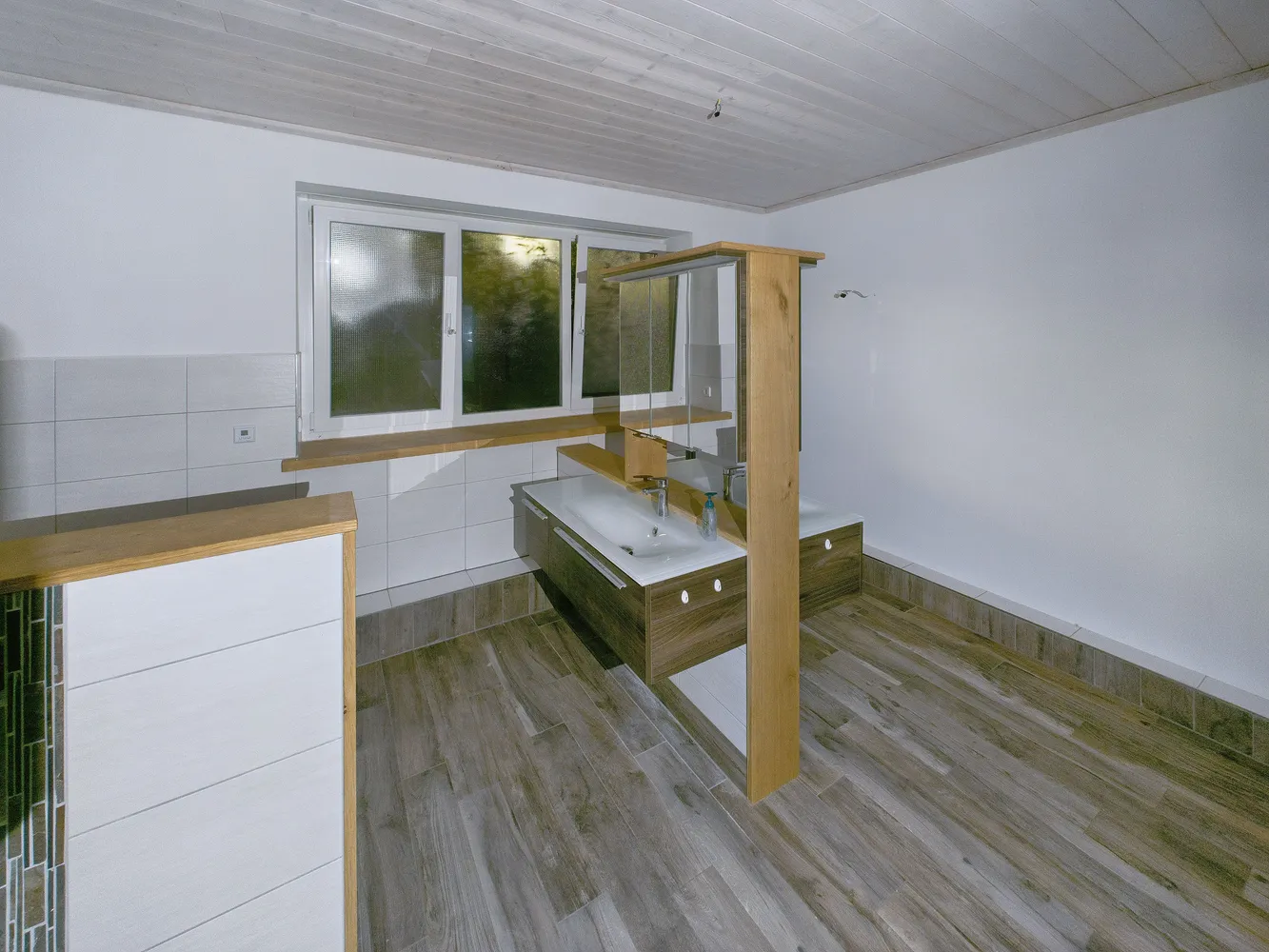 4 Zimmer Wohnung mit 154 m² in Elmshorn – Bild 1