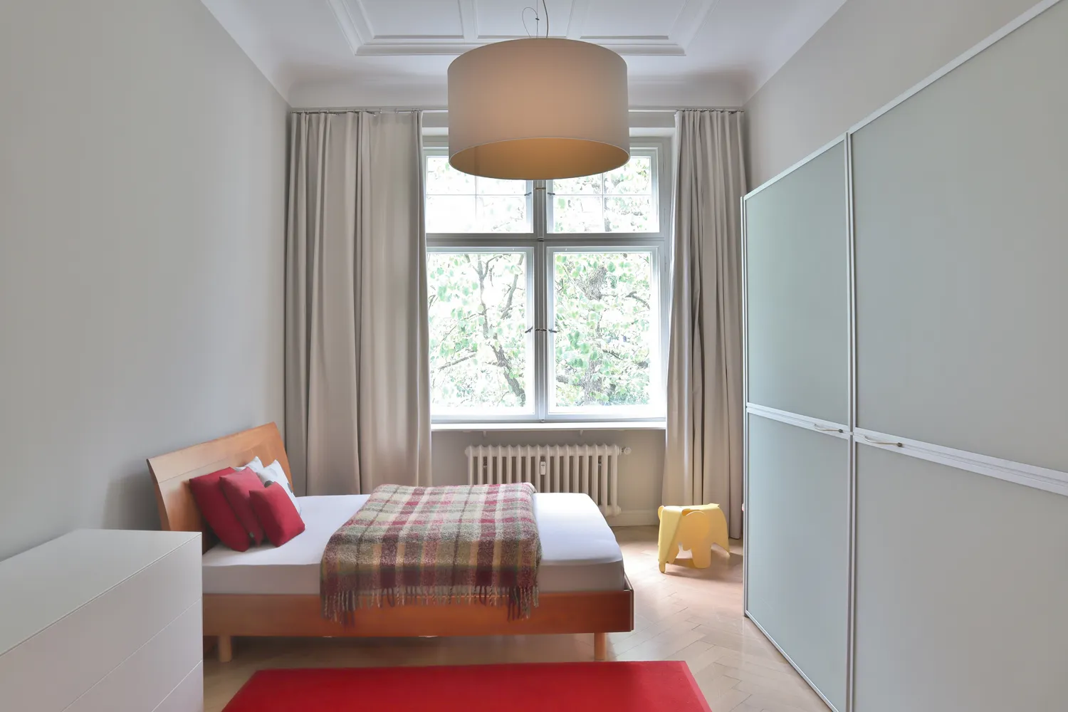 6 room apartment with 212 m² in Berlin – Photo 4