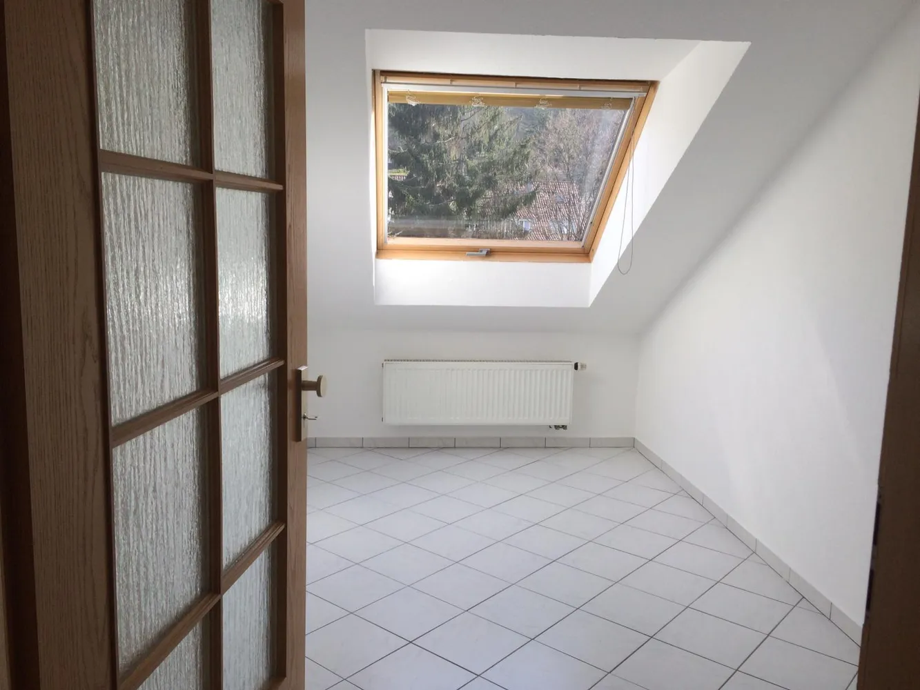 4 Zimmer Wohnung mit 105 m² in Stuttgart – Bild 1