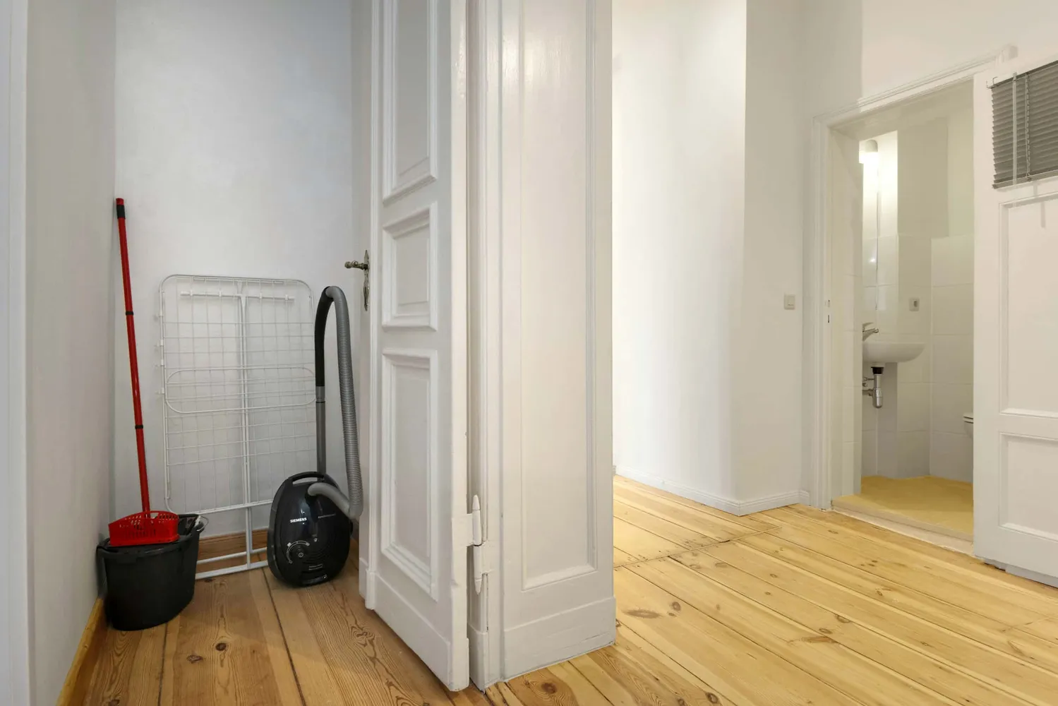 Shared room with 9 m² in Berlin – Photo 5