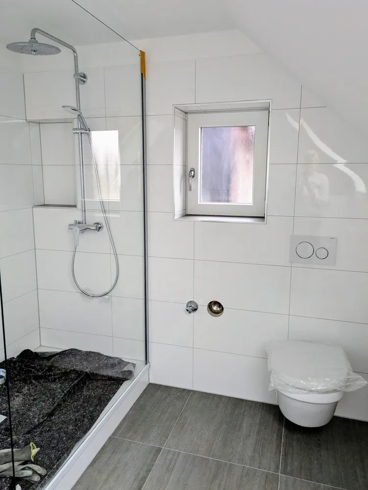 4 Zimmer Wohnung mit 96 m² in Düsseldorf – Bild 2
