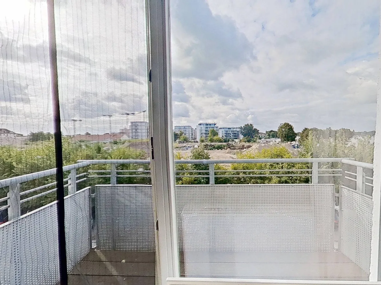 2 Zimmer Wohnung mit 62 m² in Berlin – Bild 2