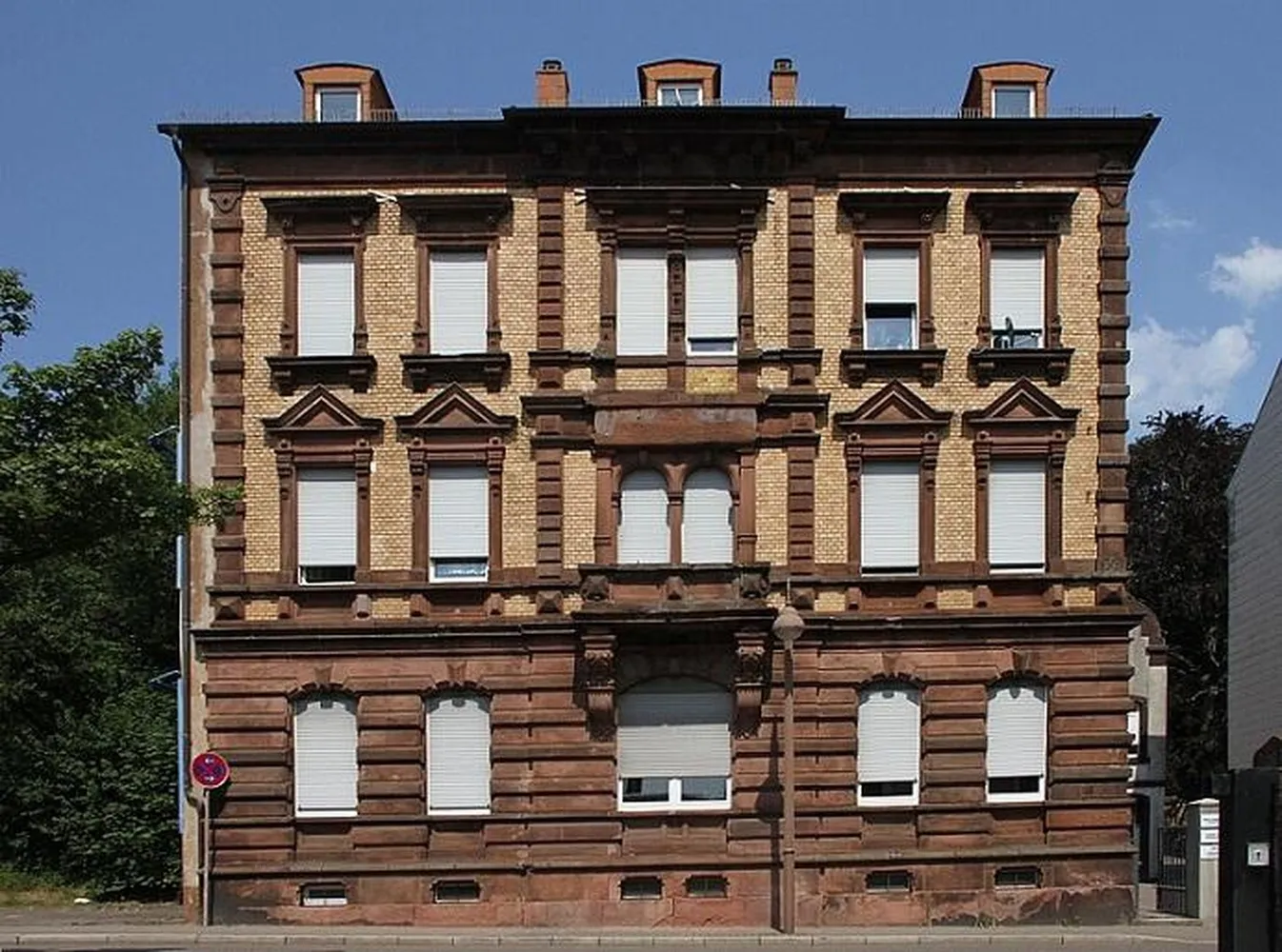 5 room apartment with 139 m² in Pirmasens – Photo 1