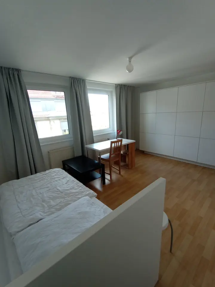 Shared room with 84 m² in Stuttgart – Photo 8