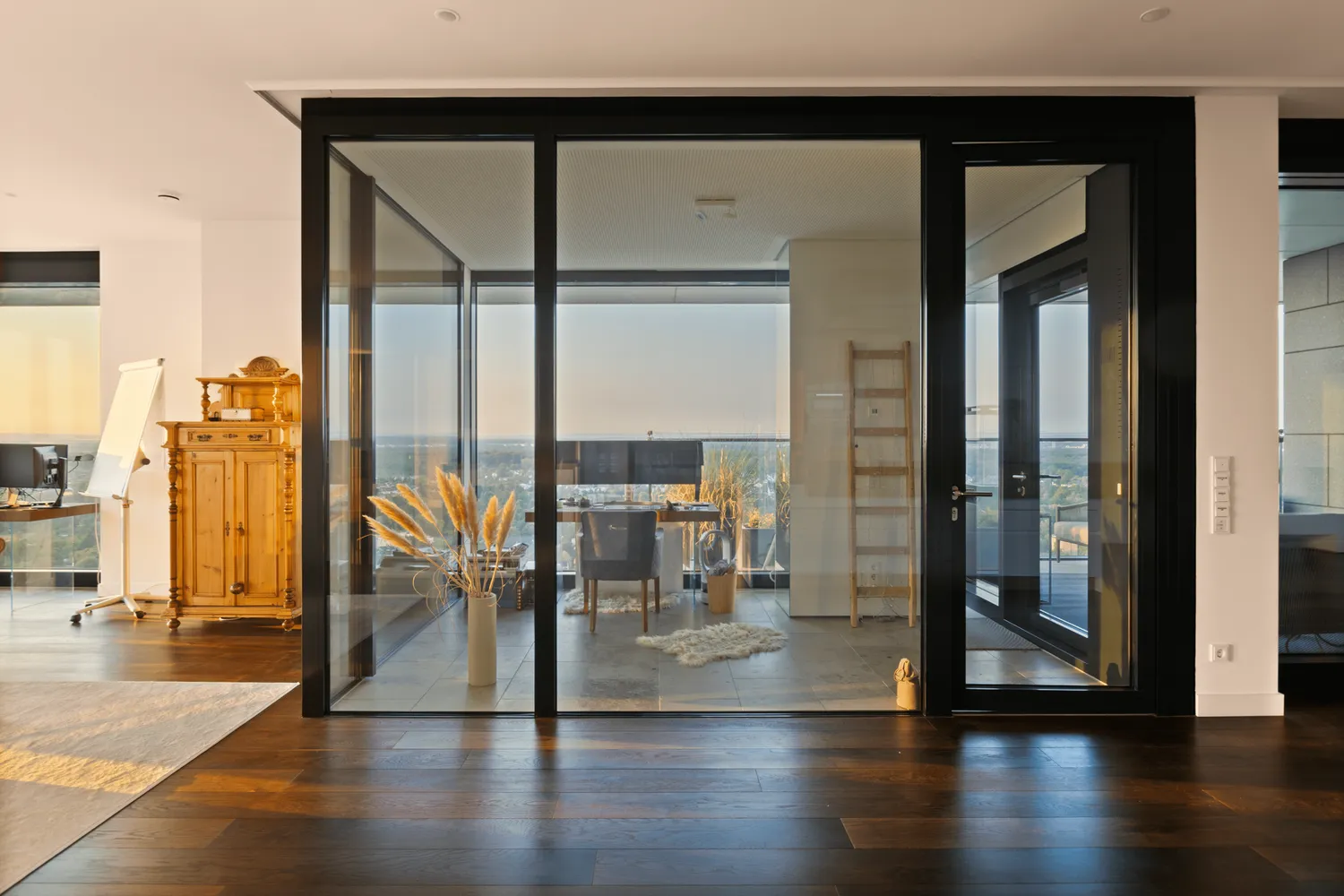 3 Zimmer Wohnung mit 270 m² in Frankfurt am Main – Bild 3