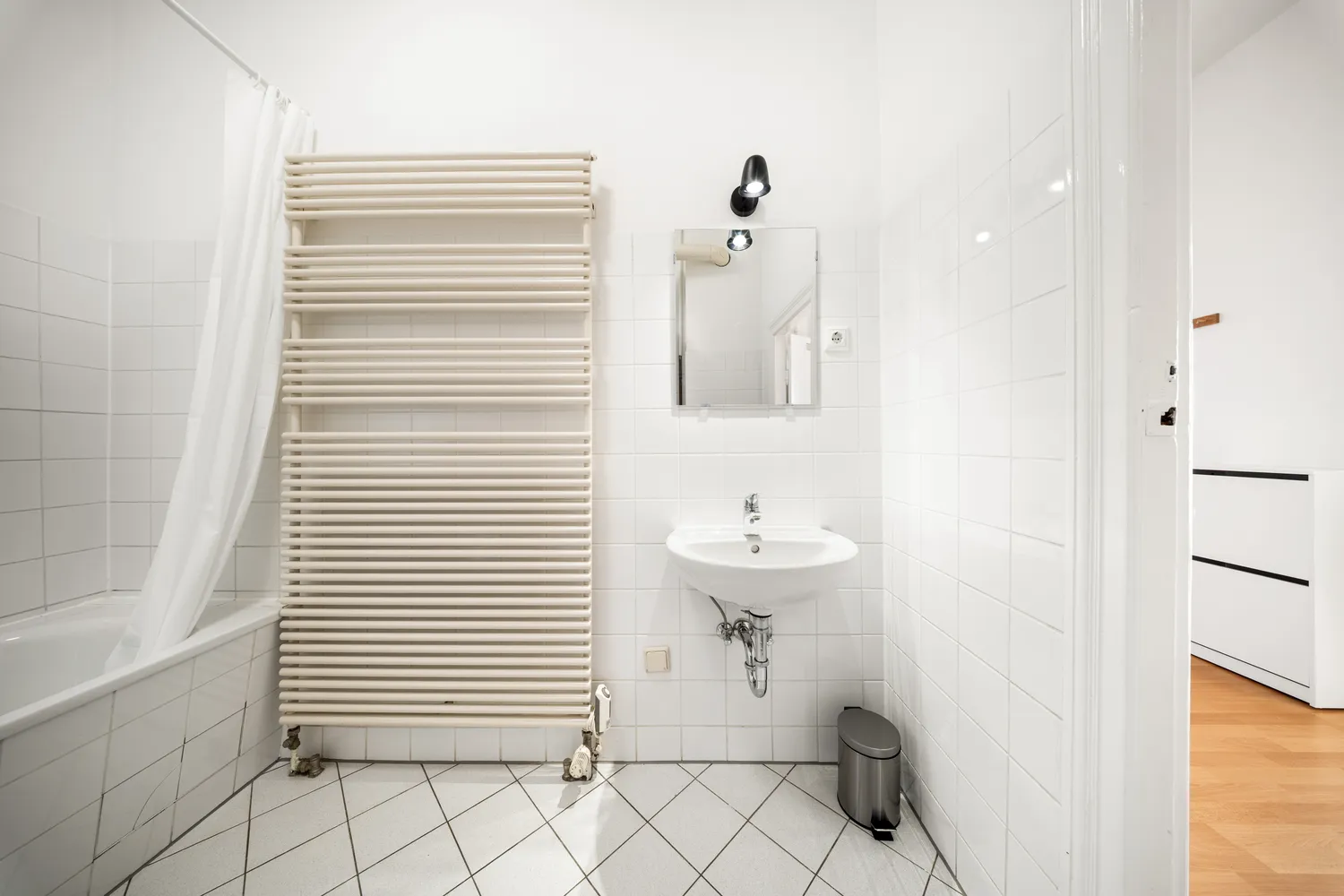 2 Zimmer Wohnung mit 160 m² in Berlin – Bild 9