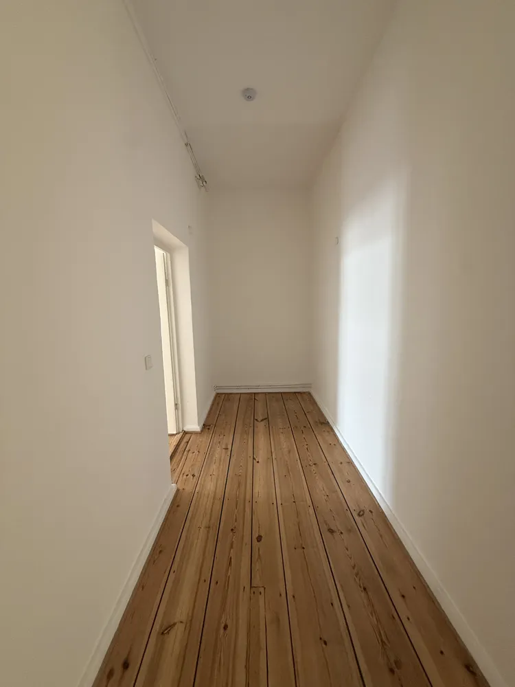 2 Zimmer Wohnung mit 89 m² in Berlin – Bild 11