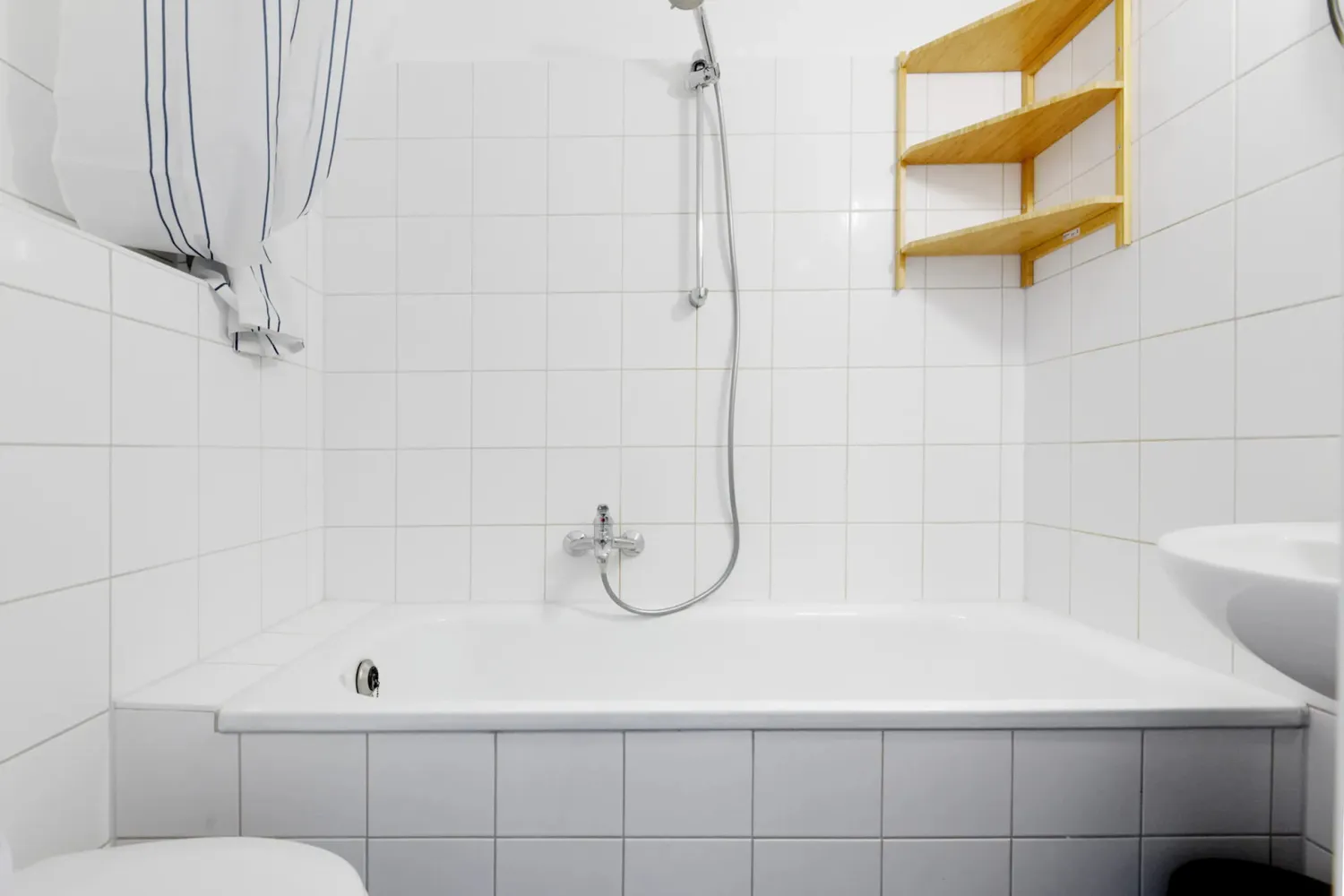 Shared room with 12 m² in Berlin – Photo 9