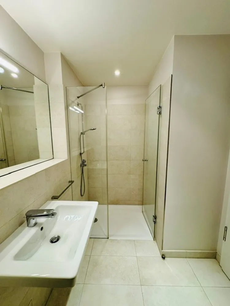 2 Zimmer Wohnung mit 55 m² in Düsseldorf – Bild 7