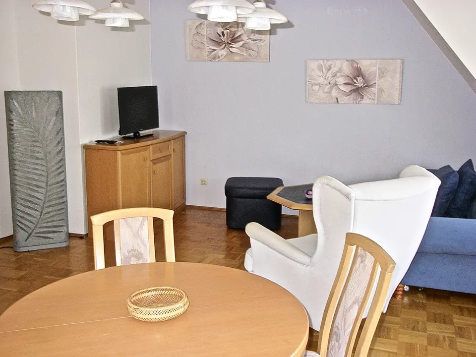 WG-Zimmer mit 60 m² in Singen – Bild 2