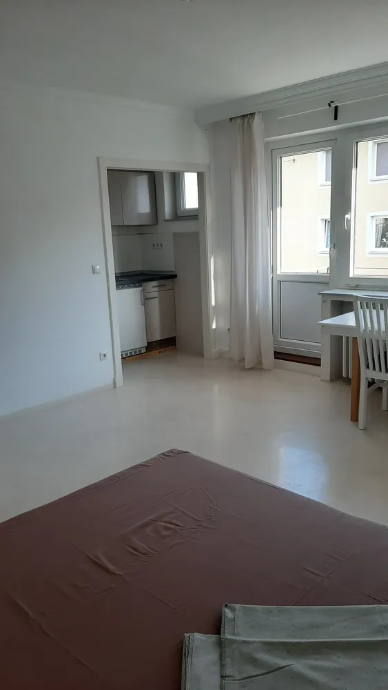 1 Zimmer Wohnung mit 28 m² in Bremen – Bild 2