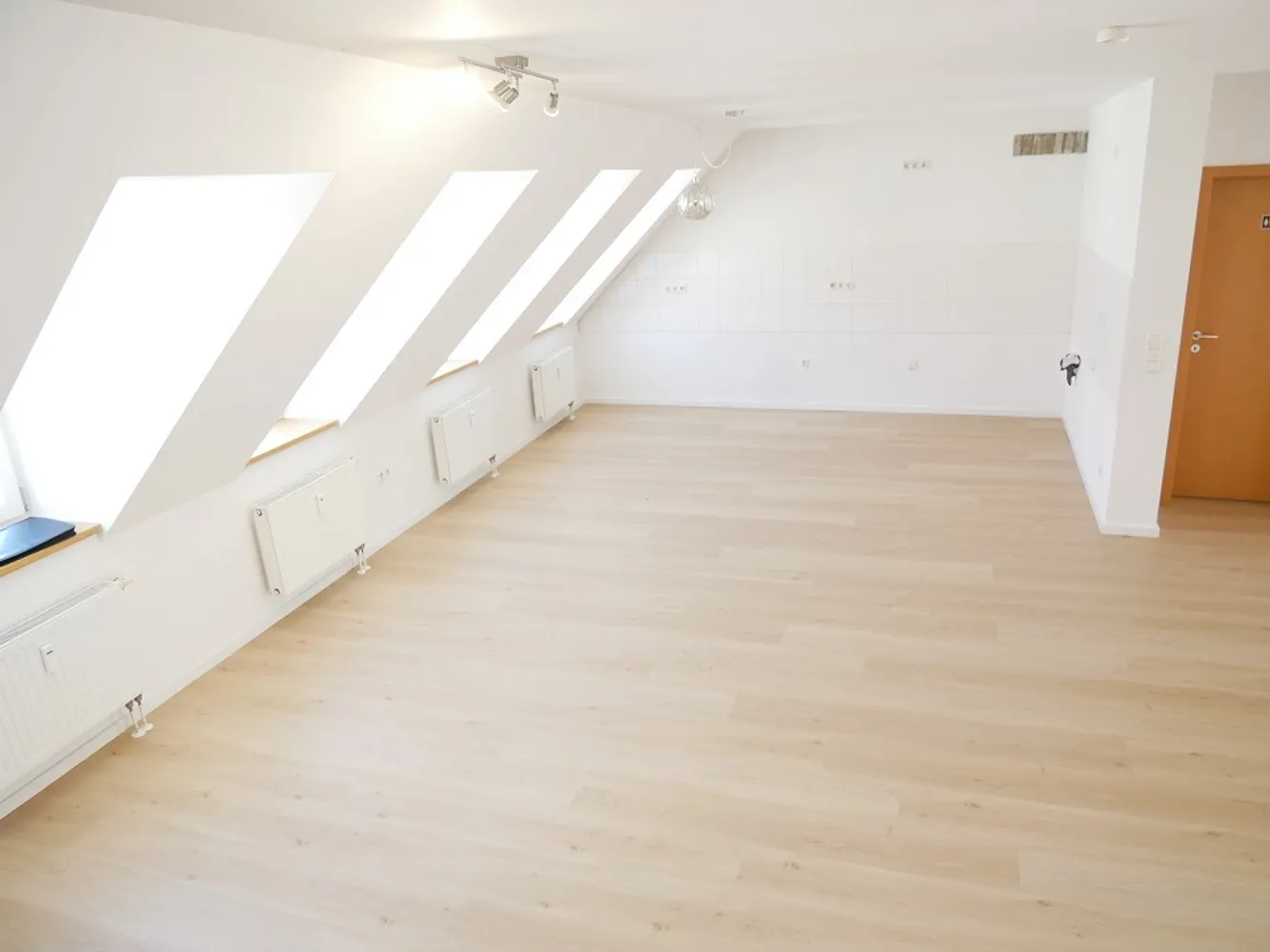 2 Zimmer Wohnung mit 116 m² in Augsburg – Bild 5
