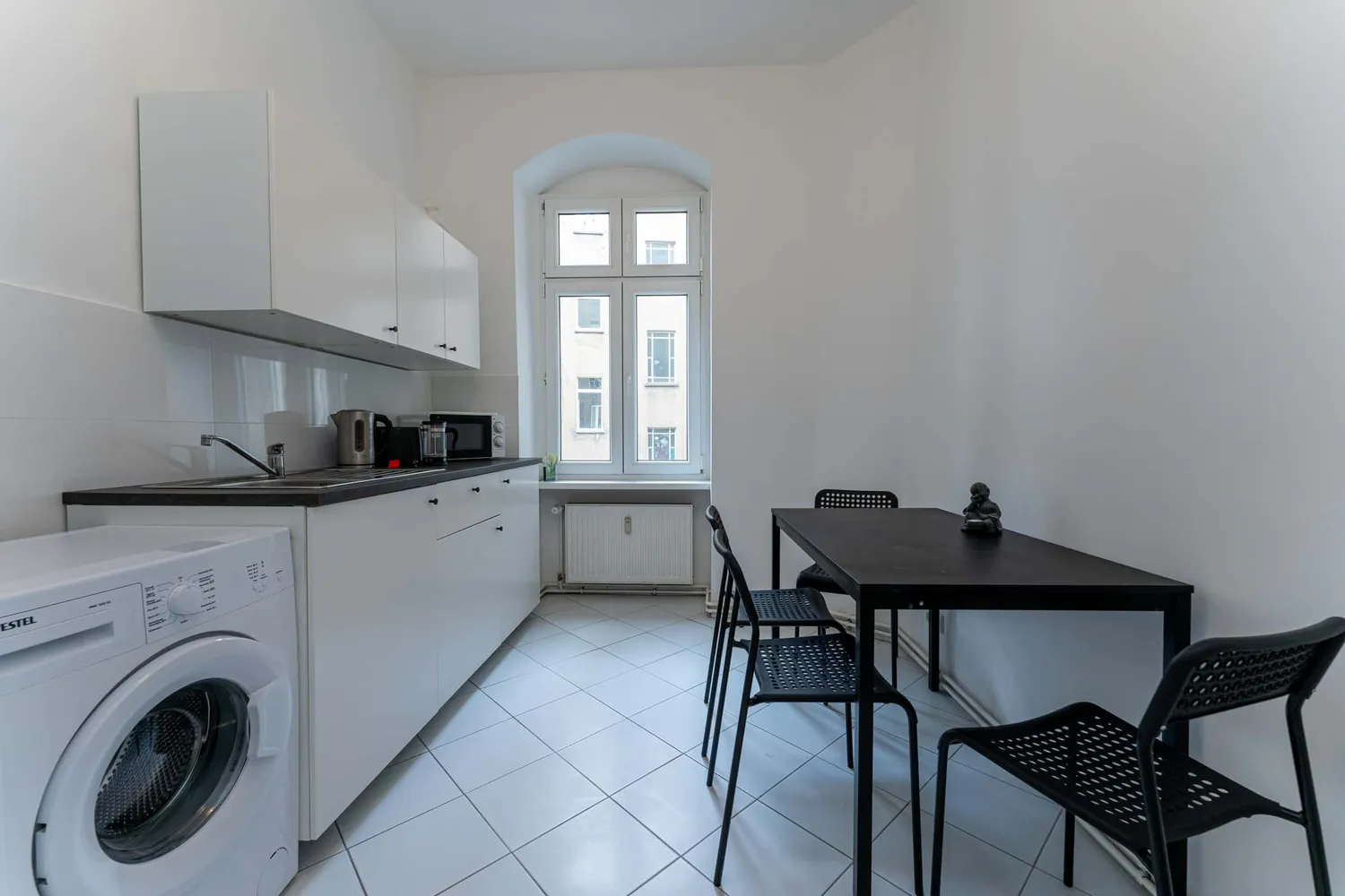Shared room with 15 m² in Berlin – Photo 4