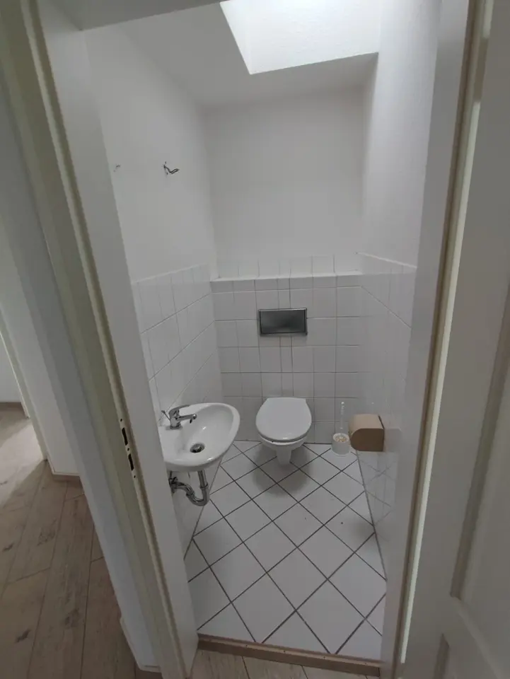 2 Zimmer Wohnung mit 100 m² in Zeitz – Bild 4