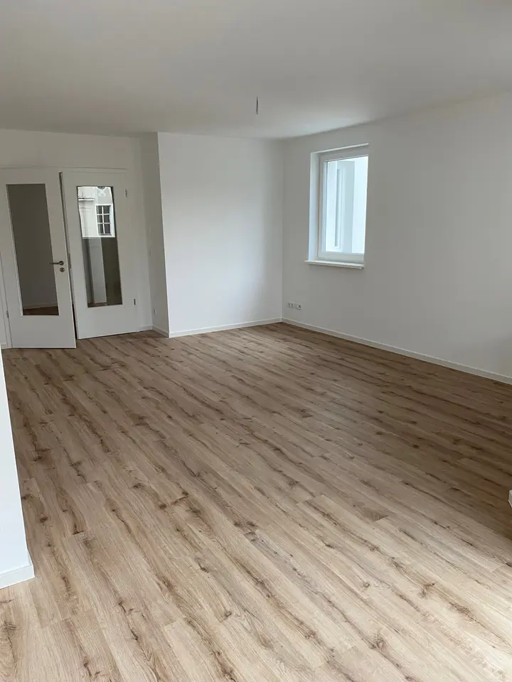 4 Zimmer Wohnung mit 113 m² in Greifswald – Bild 1