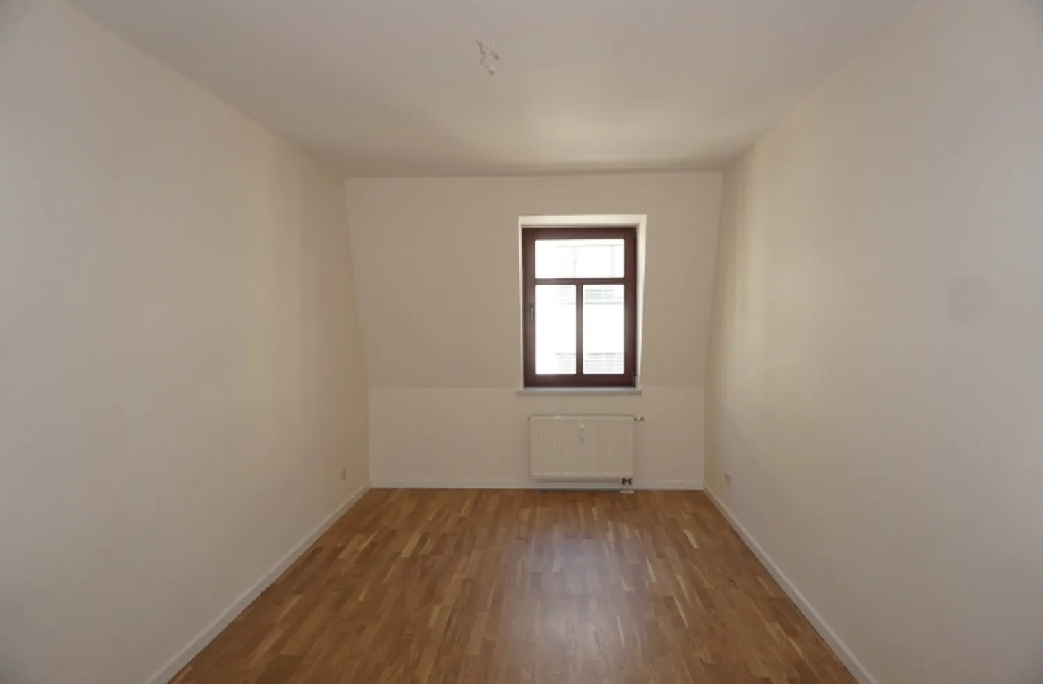 4 Zimmer Wohnung mit 152 m² in Dresden – Bild 8