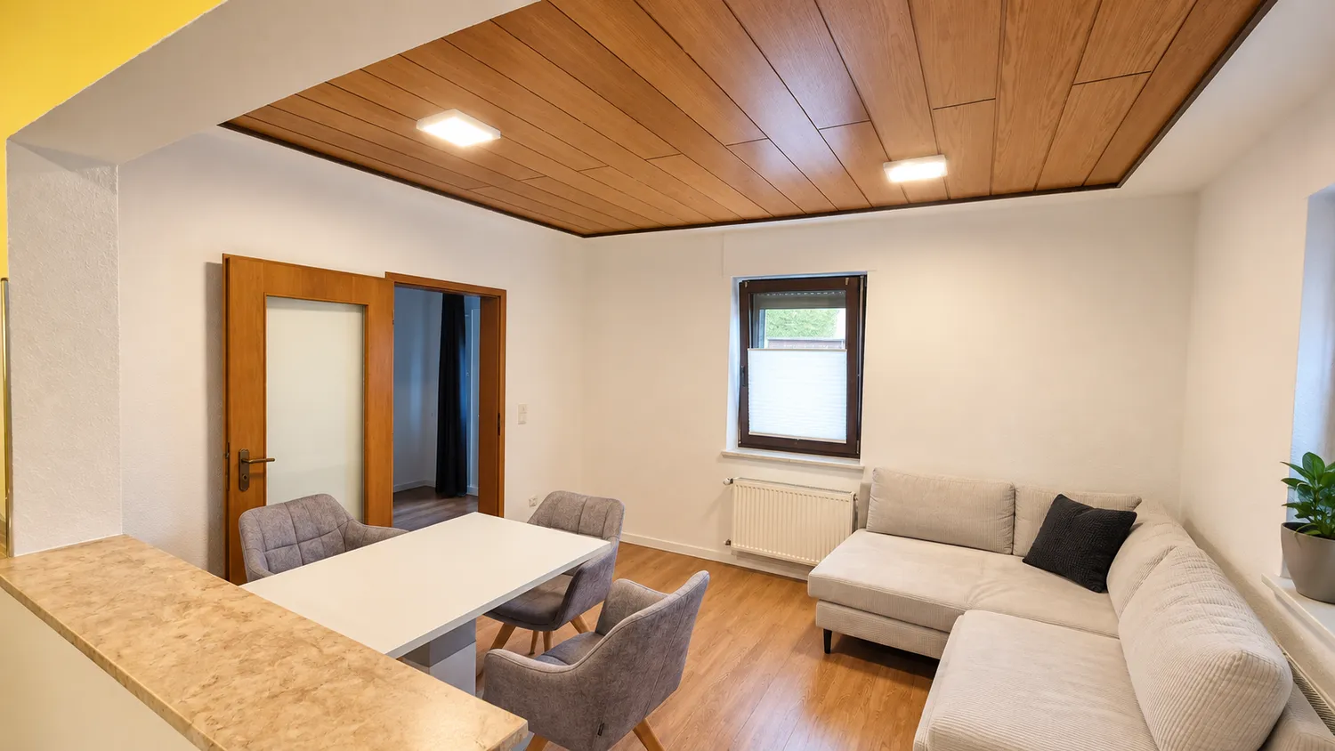 2 room apartment with 50 m² in Cologne – Photo 4