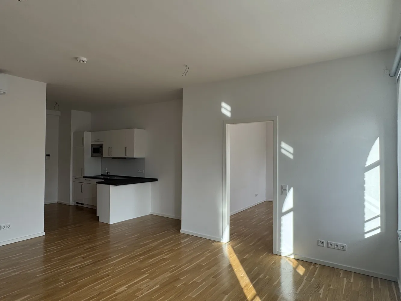 2 Zimmer Wohnung mit 67 m² in Berlin – Bild 5