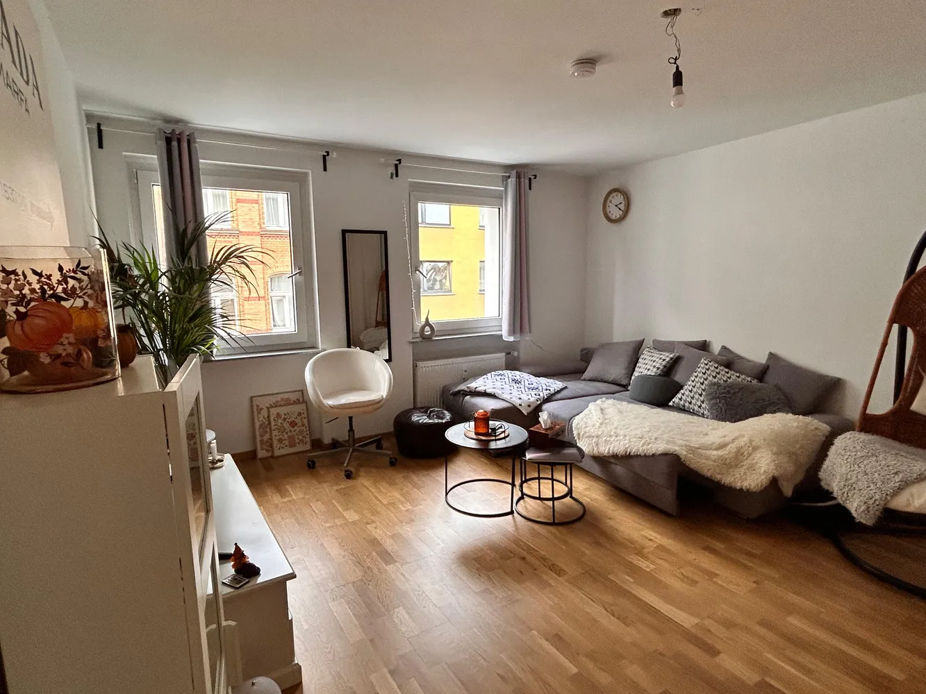 1 room apartment with 80 m² in Cologne – Photo 3