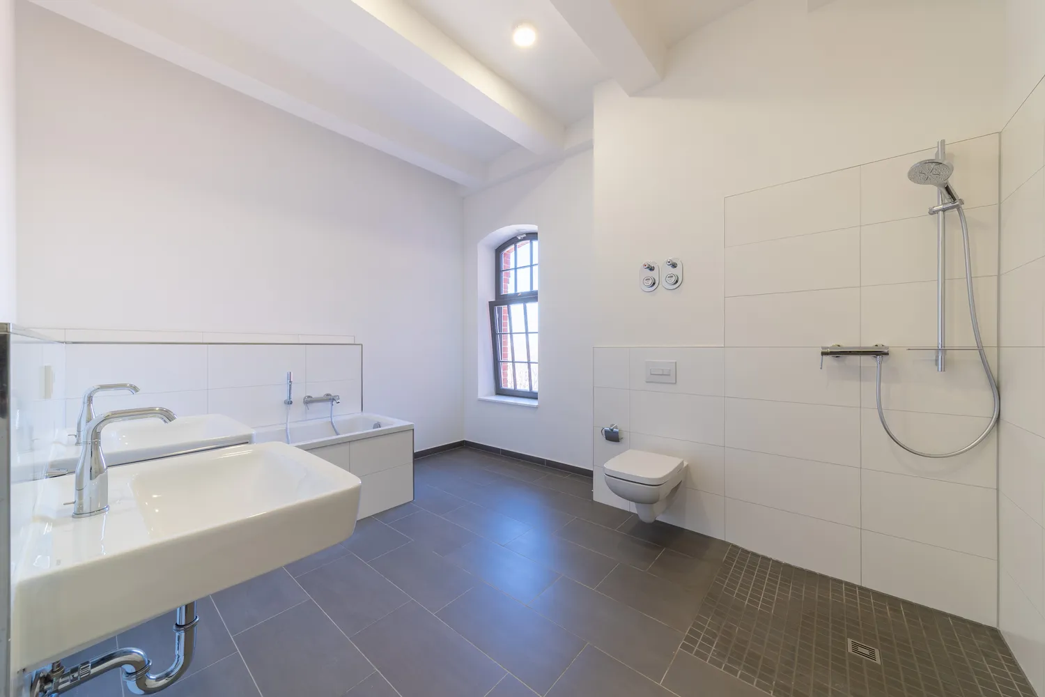 2 Zimmer Wohnung mit 64 m² in Halle (Saale) – Bild 3