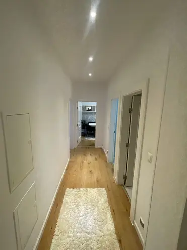 4 Zimmer Wohnung mit 93 m² in Frankfurt am Main – Bild 2