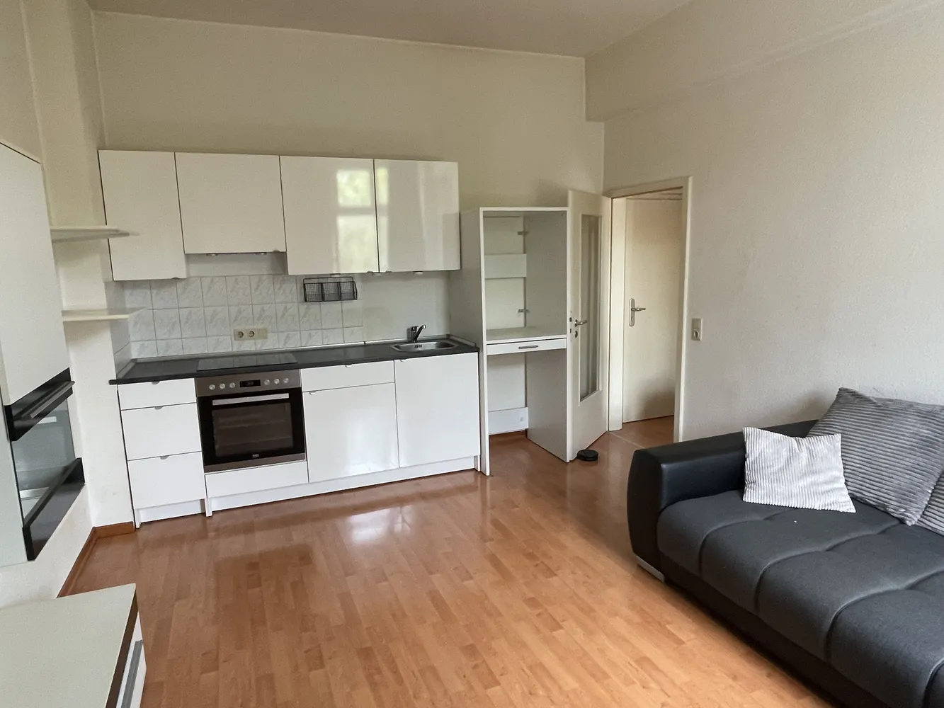 2 Zimmer Wohnung mit 38 m² in Köln – Bild 1