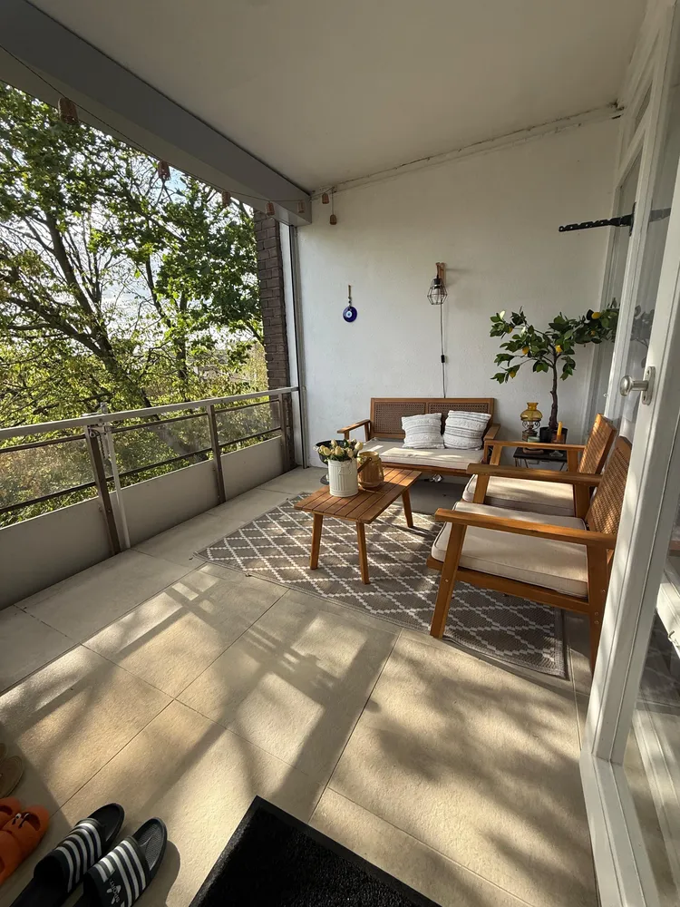 3 room apartment with 80 m² in Cologne – Photo 1