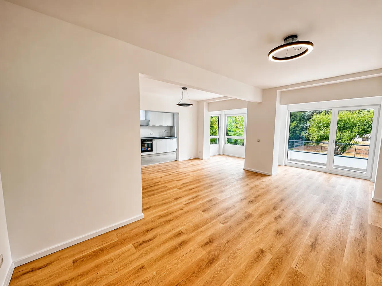 2 Zimmer Wohnung mit 85 m² in Düsseldorf – Bild 4
