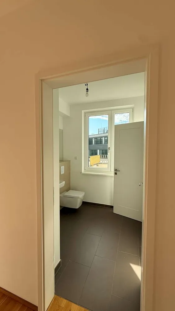 2 Zimmer Wohnung mit 89 m² in Berlin – Bild 10