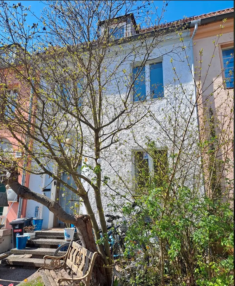 4 Zimmer Haus mit 120 m² in Berlin – Bild 2