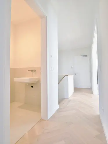 6 Zimmer Wohnung mit 187 m² in Hamburg – Bild 7