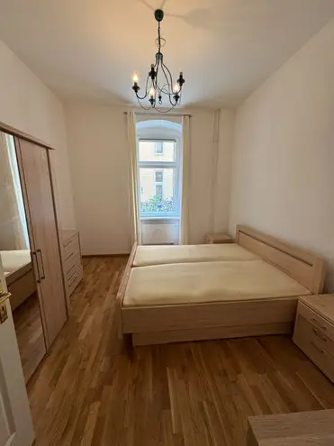 2 Zimmer Wohnung mit 64 m² in Berlin – Bild 4