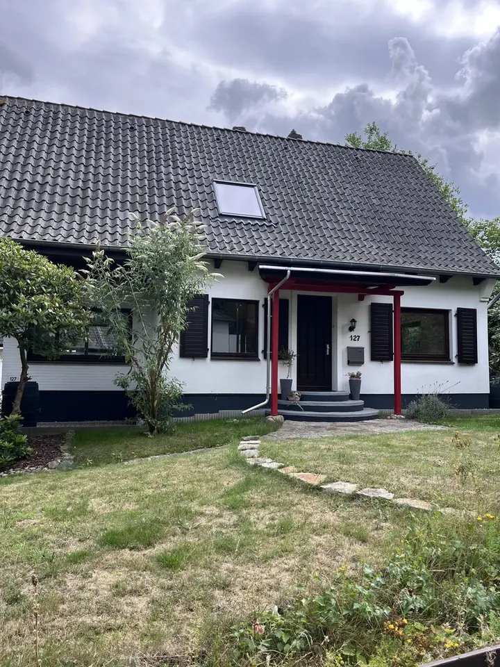 4 Zimmer Haus mit 100 m² in Buxtehude – Bild 1