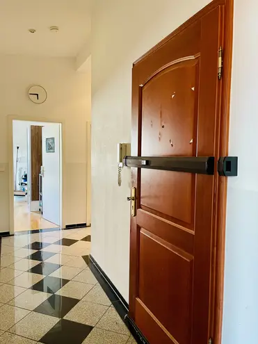 4 Zimmer Wohnung mit 110 m² in Frankfurt am Main – Bild 11