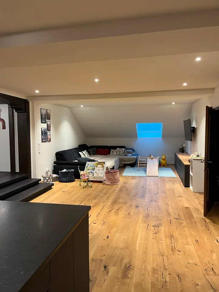 4 Zimmer Wohnung mit 172 m² in Kaufbeuren – Bild 1