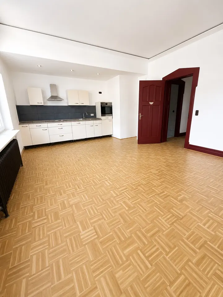 4 Zimmer Wohnung mit 140 m² in Oberhausen – Bild 2