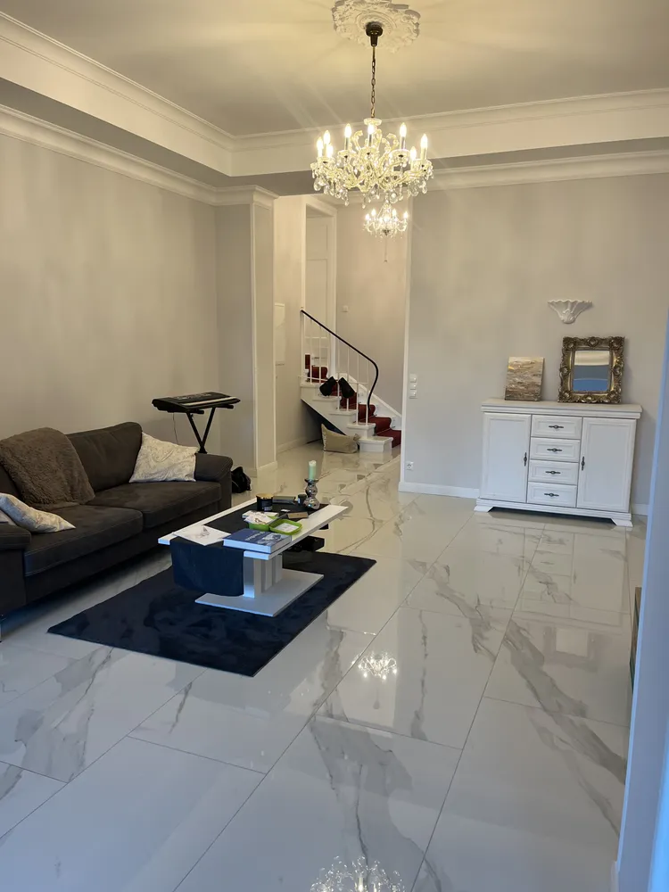 2 Zimmer Wohnung mit 120 m² in Bonn – Bild 2