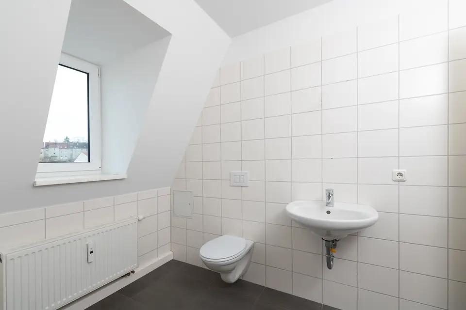 3 Zimmer Wohnung mit 100 m² in Werdau – Bild 3