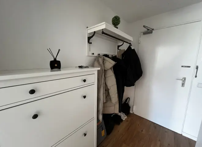 2 Zimmer Wohnung mit 42 m² in Köln – Bild 2