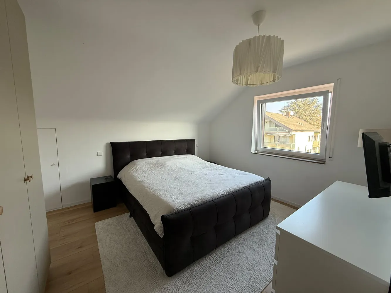 4 Zimmer Wohnung mit 98 m² in Ettlingen – Bild 1