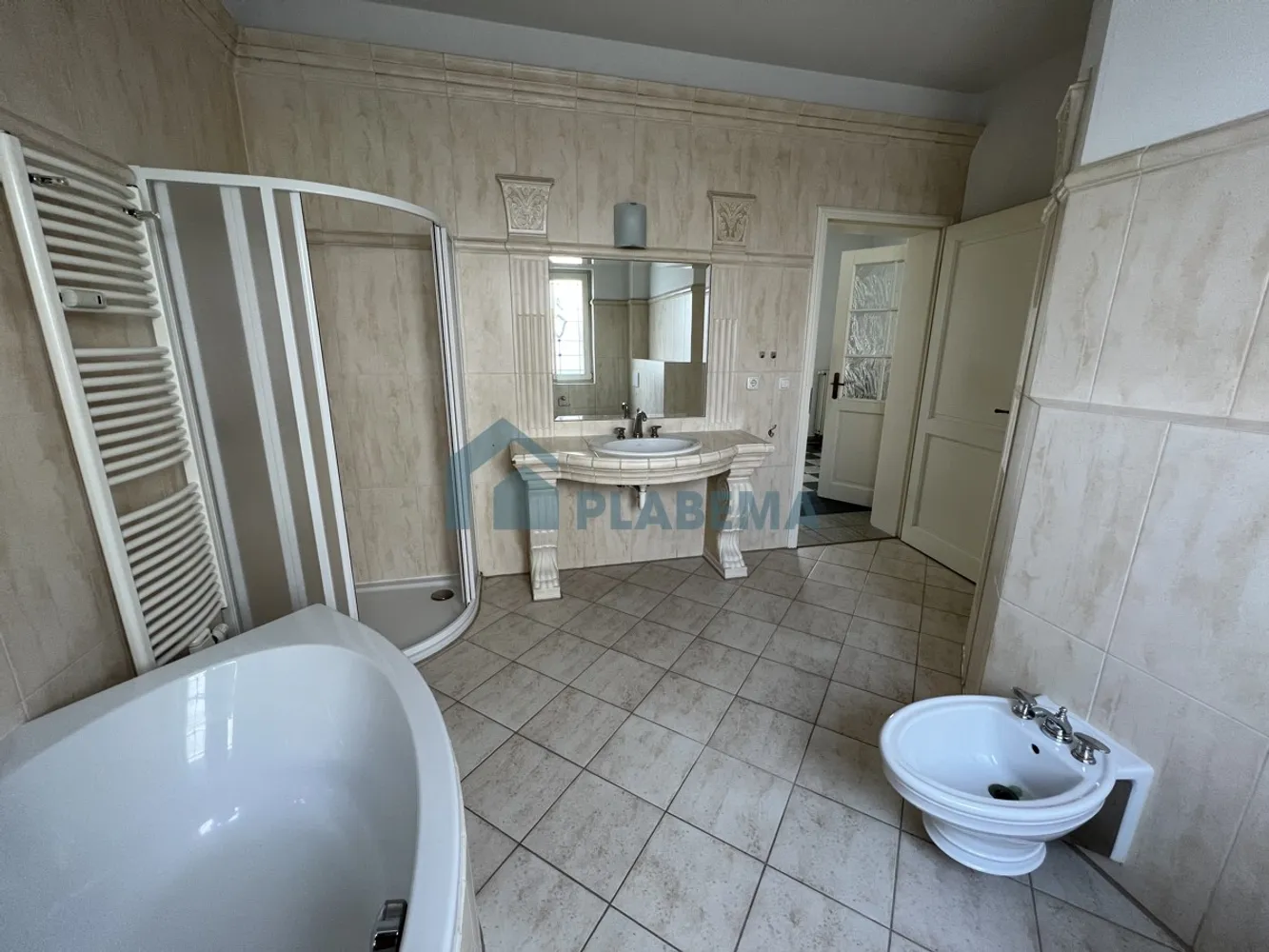 3 Zimmer Wohnung mit 132 m² in Güstrow – Bild 11