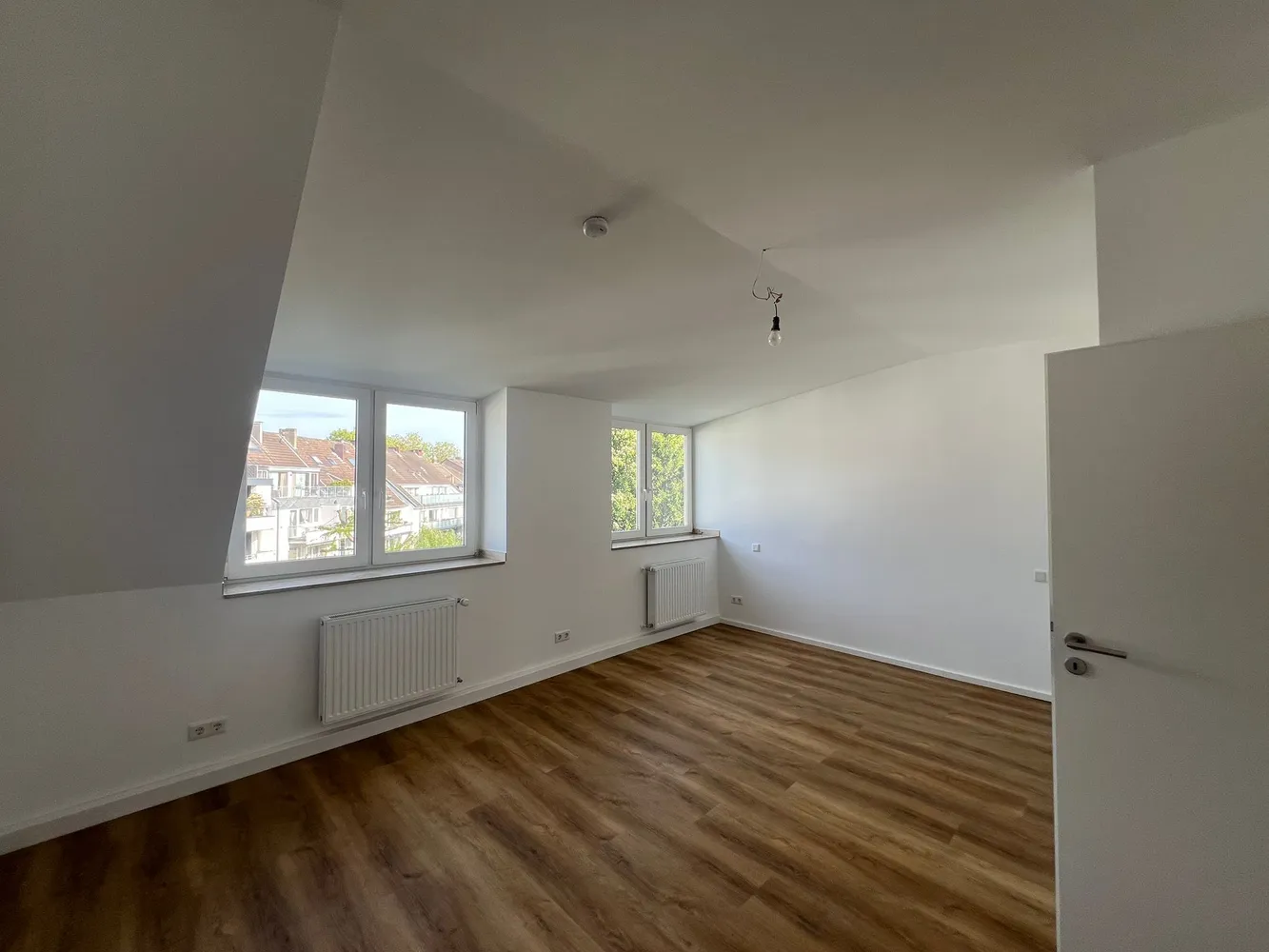 4 Zimmer Wohnung mit 108 m² in Düsseldorf – Bild 12