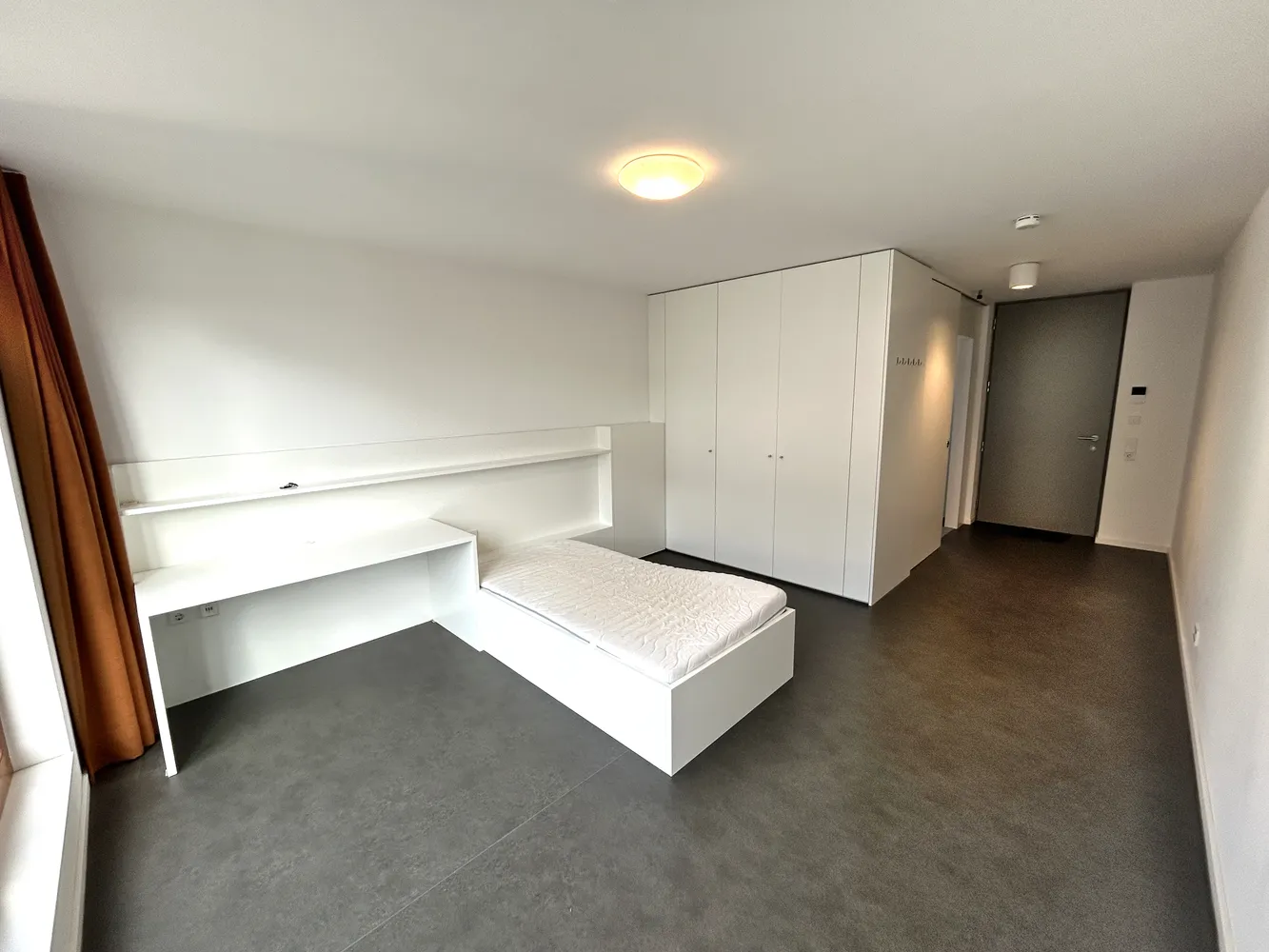 1 Zimmer Wohnung mit 28 m² in Karlsruhe – Bild 2