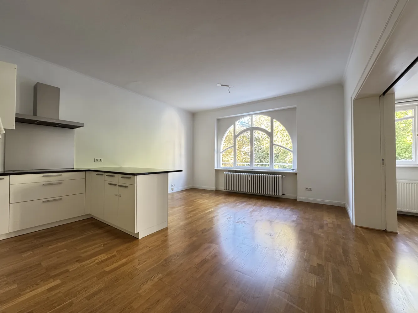 3 Zimmer Wohnung mit 135 m² in Frankfurt am Main – Bild 1