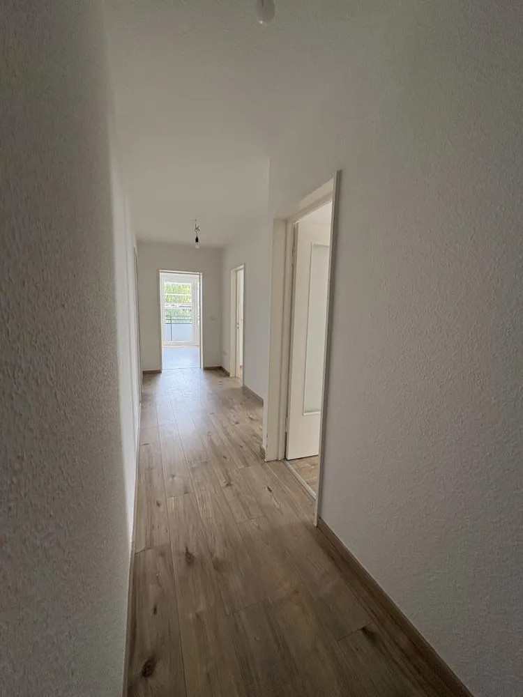 3 Zimmer Wohnung mit 66 m² in Delmenhorst – Bild 2