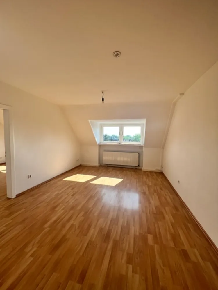 3 Zimmer Wohnung mit 75 m² in Essen – Bild 2