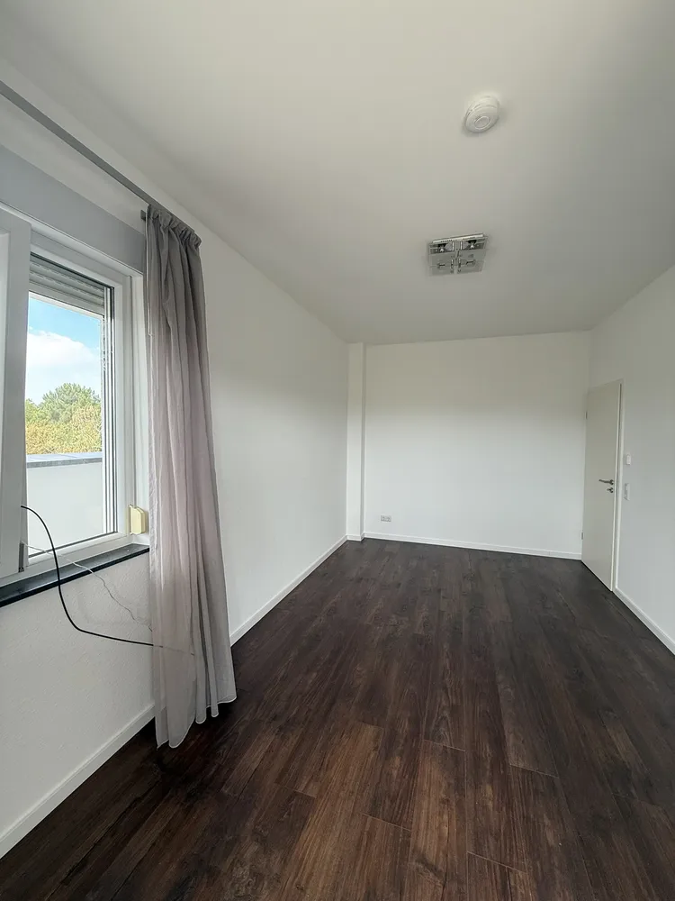 2 Zimmer Wohnung mit 75 m² in Karlsruhe – Bild 11