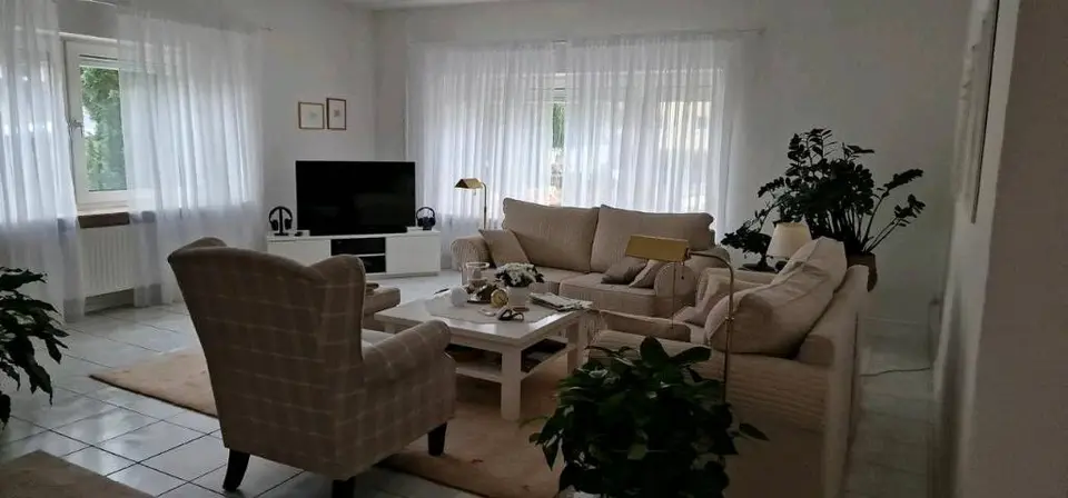 4 Zimmer Wohnung mit 150 m² in Peine – Bild 3