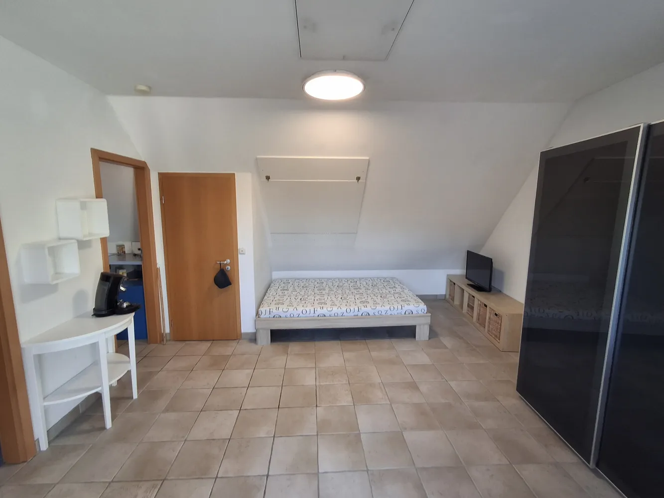 1 Zimmer Wohnung mit 34 m² in Würzburg – Bild 2