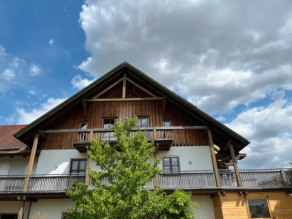 8 room apartment with 258 m² in Amberg – Photo 2